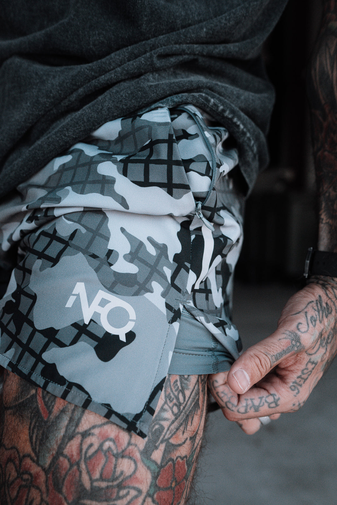 Covert Sprint Shorts - Midnight URBN CAM