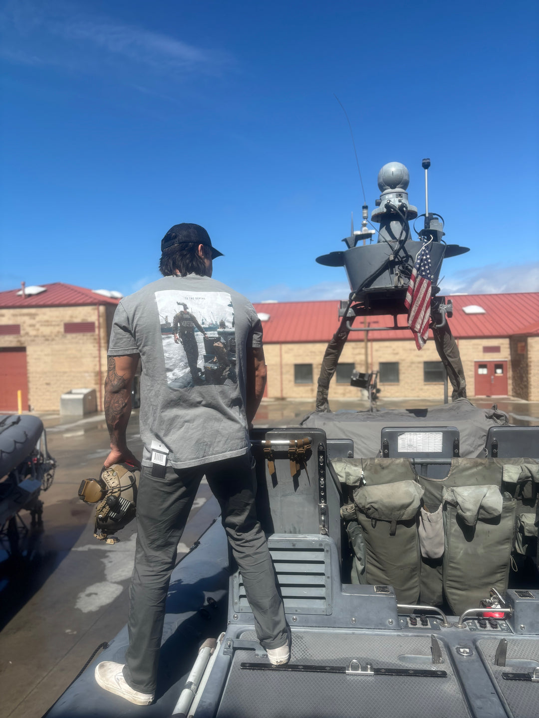 TO THE DEPTHS - Comfort Colors