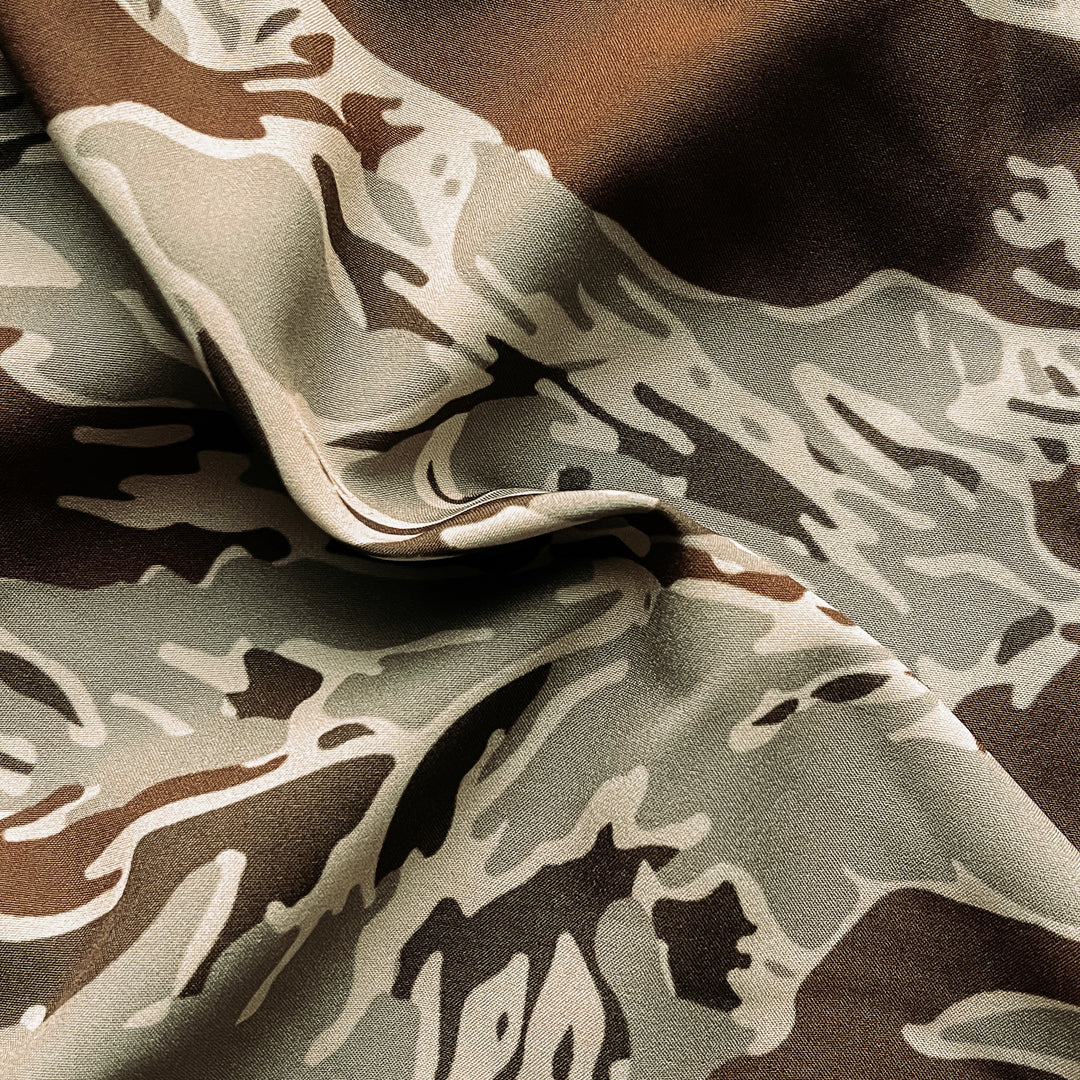 Women's Covert Sprint Shorts - Desert Tigerstripe